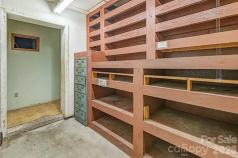 1100-1104 Montreat Road Black Mountain NC 28711