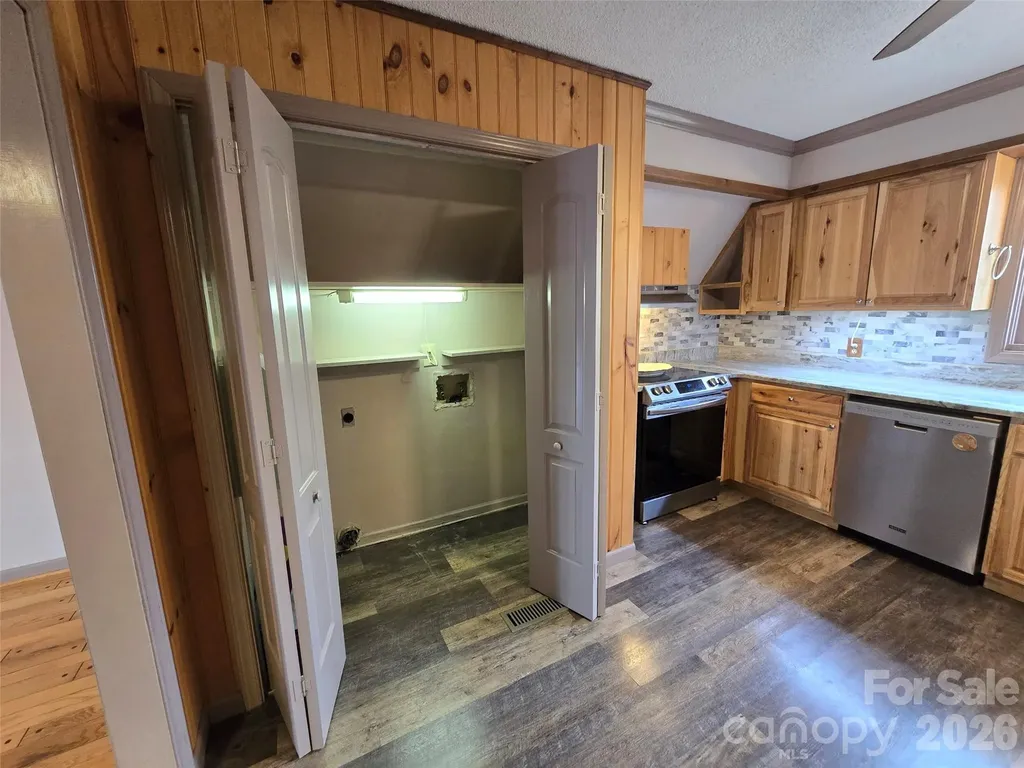 6782 Shiloh Road Liberty NC 27298