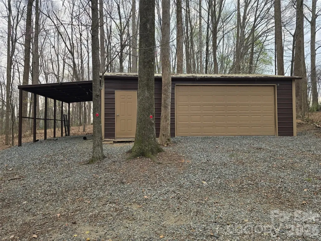 6782 Shiloh Road Liberty NC 27298
