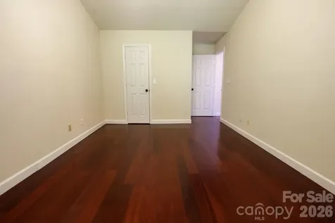 9313 Four Mile Creek Road Charlotte NC 28277