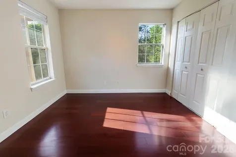 9313 Four Mile Creek Road Charlotte NC 28277