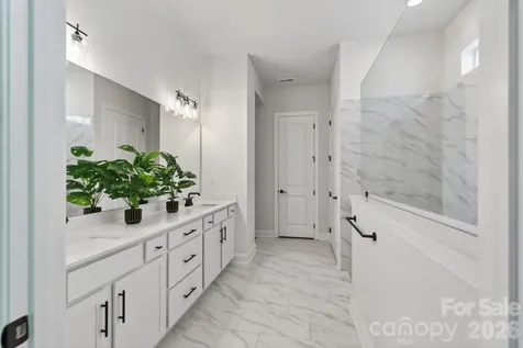 1405 Encore Lane Waxhaw NC 28173