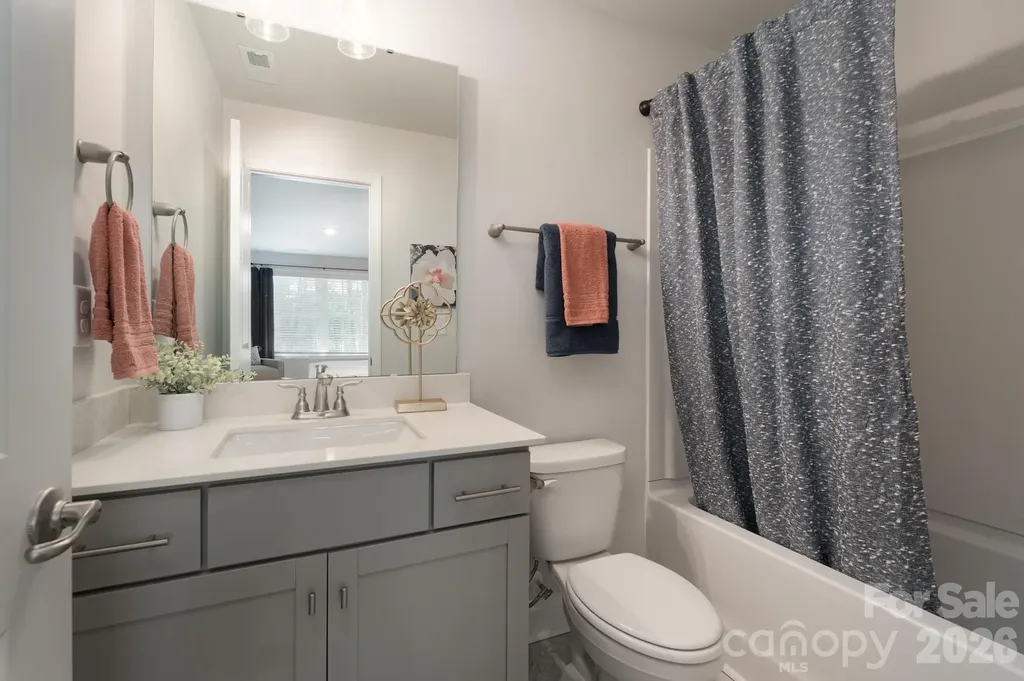 5115 Colchester Court Catawba NC 28609