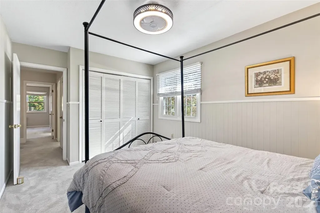 102 Charles Ridge Road Asheville NC 28805