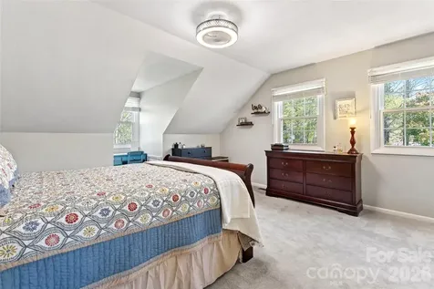 102 Charles Ridge Road Asheville NC 28805