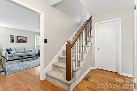 102 Charles Ridge Road Asheville NC 28805