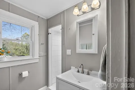 713 Prospect Street NW Lenoir NC 28645