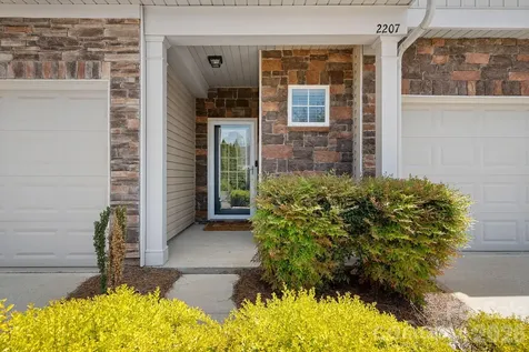 2207 Whitford Lane Charlotte NC 28210