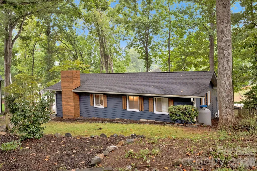 470 Lakeview Shores Loop Mooresville NC 28117