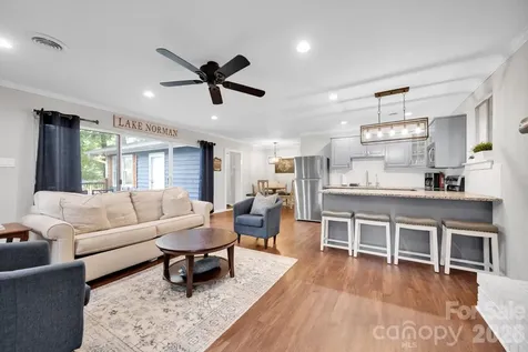 470 Lakeview Shores Loop Mooresville NC 28117
