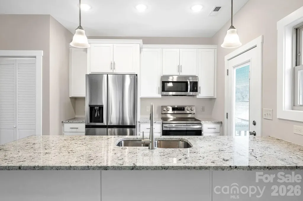 79 Wheeler Road Weaverville NC 28787