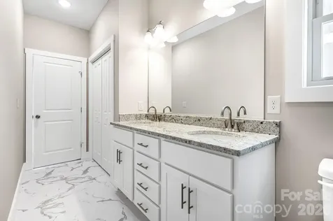 79 Wheeler Road Weaverville NC 28787