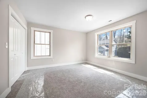 79 Wheeler Road Weaverville NC 28787