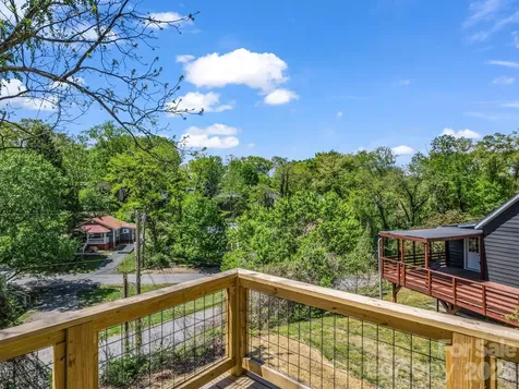 18 Worley Place Asheville NC 28806