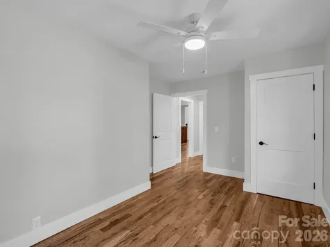 18 Worley Place Asheville NC 28806