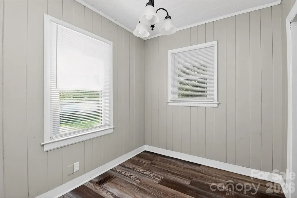 315 E 4th Avenue Gastonia NC 28054