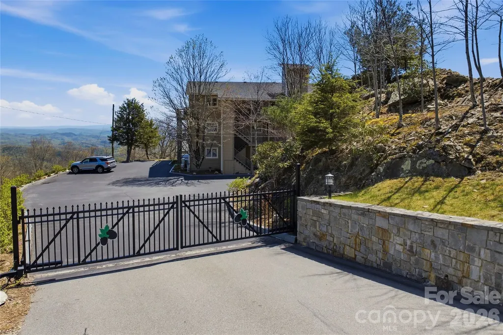 5970 Blowing Rock Boulevard Lenoir NC 28645