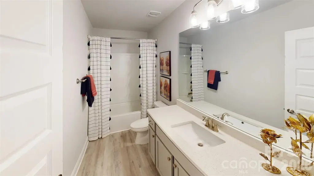 1063 Penarth Court Catawba NC 28609