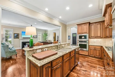 5208 Shepley Court Charlotte NC 28226