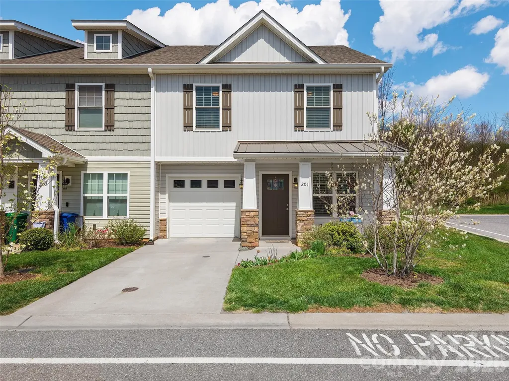 201 Stoney Point Way Candler NC 28715