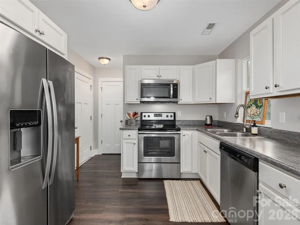 201 Stoney Point Way Candler NC 28715