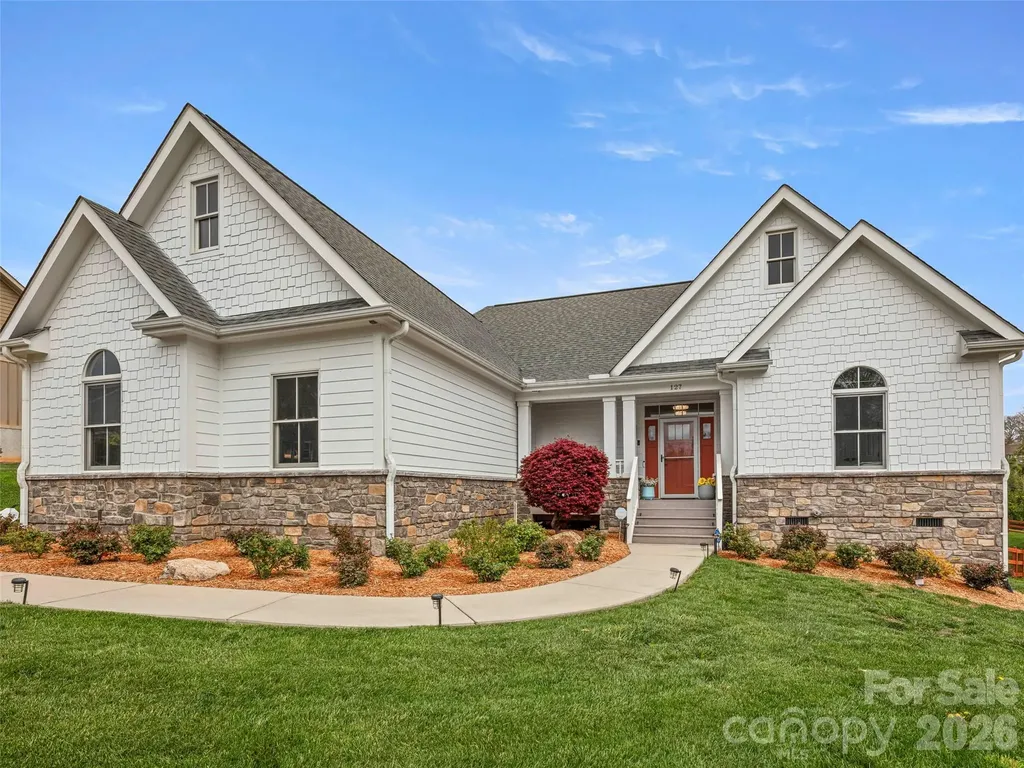 127 Rockbridge Road Mills River NC 28759