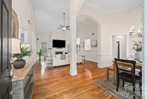 1109 Moray Court Charlotte NC 28211