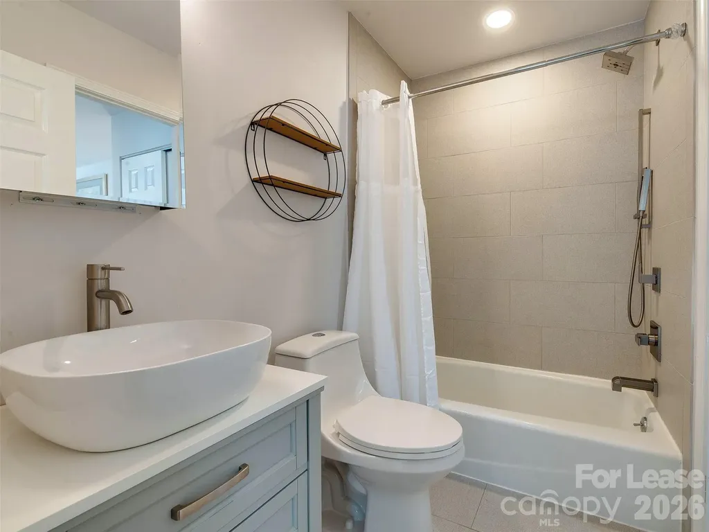 9006 Saint Thomas Lane Charlotte NC 28277