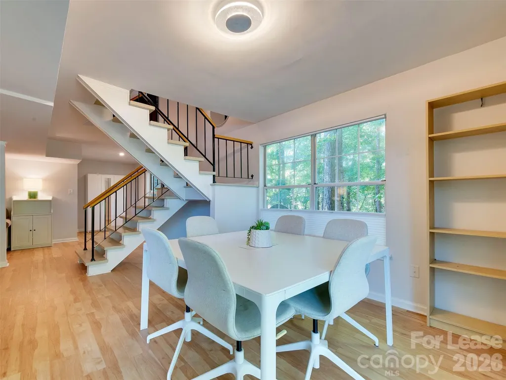 9006 Saint Thomas Lane Charlotte NC 28277