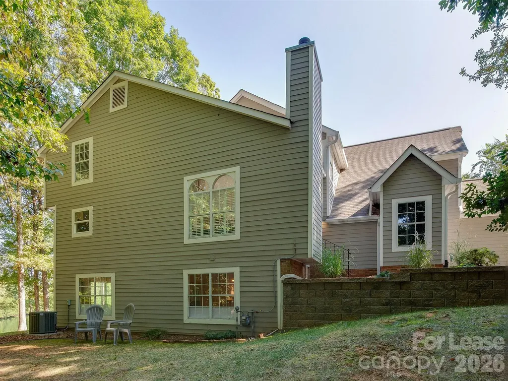 9006 Saint Thomas Lane Charlotte NC 28277