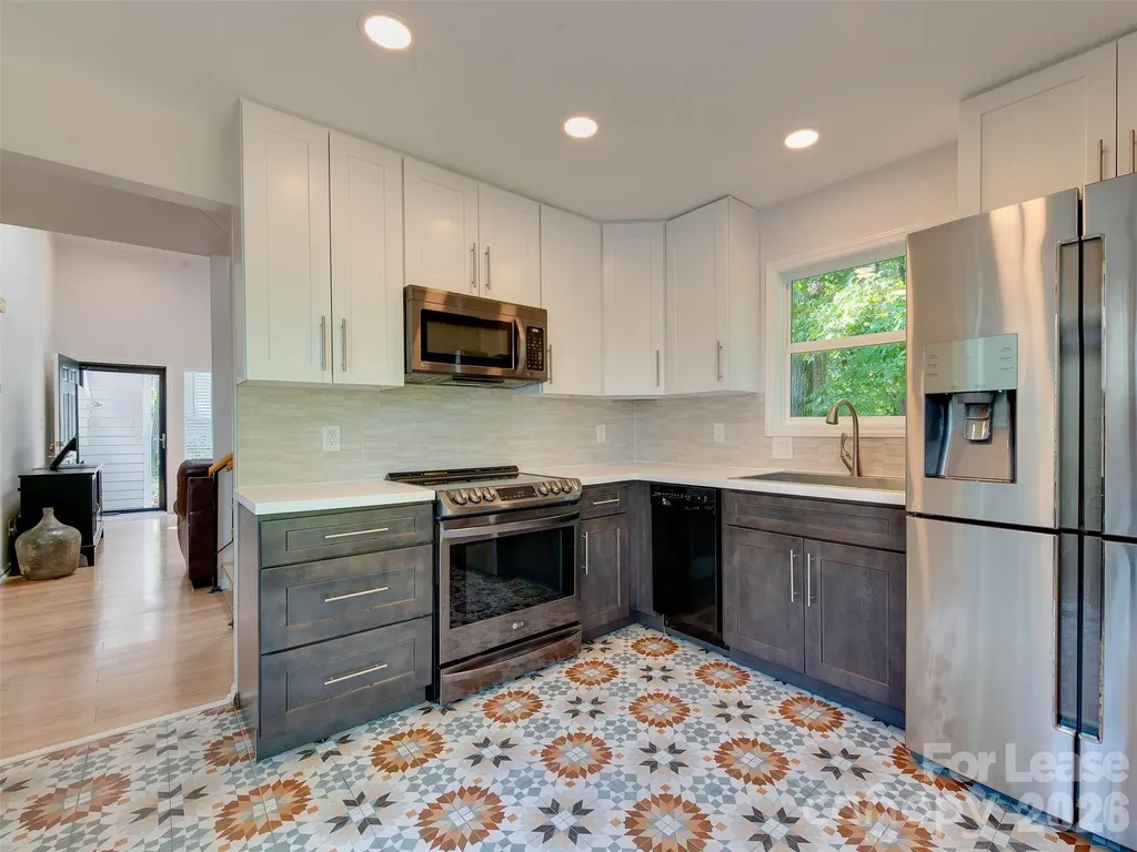 9006 Saint Thomas Lane Charlotte NC 28277