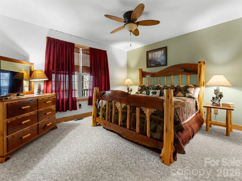 462 Deep Woods Lane Saluda NC 28773