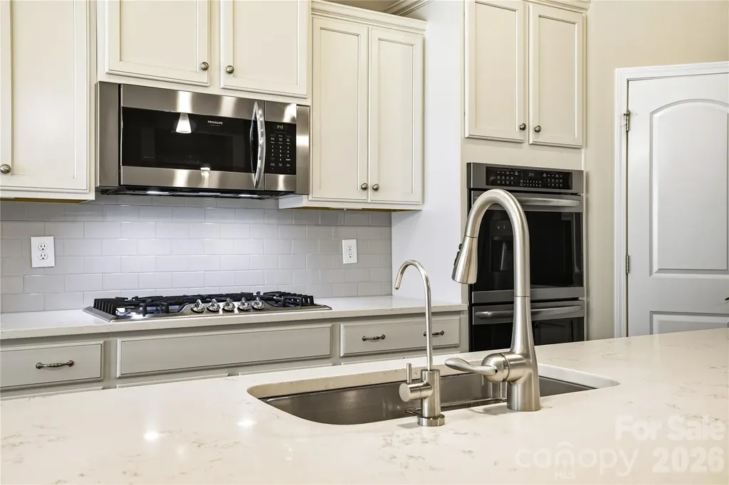 124 Van Gogh Trail Mount Holly NC 28120