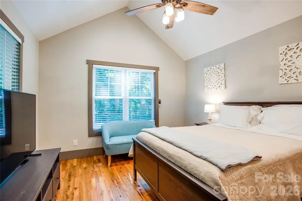 156 Ellerslie Acre Hendersonville NC 28739
