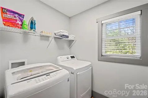 156 Ellerslie Acre Hendersonville NC 28739
