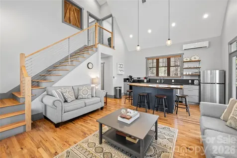 156 Ellerslie Acre Hendersonville NC 28739
