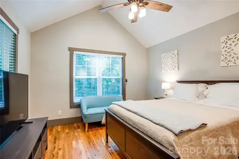156 Ellerslie Acre Hendersonville NC 28739