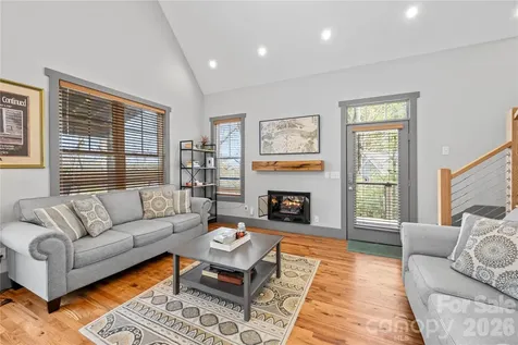 156 Ellerslie Acre Hendersonville NC 28739
