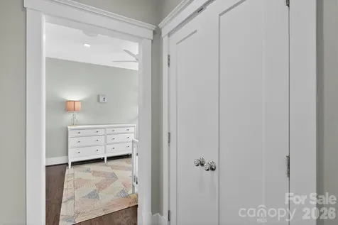 328 Melbourne Court Charlotte NC 28209