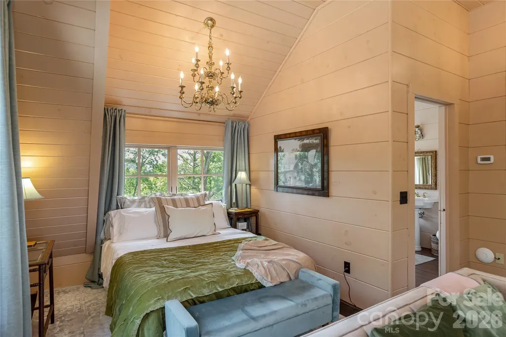 106 Mccauley Drive Asheville NC 28803
