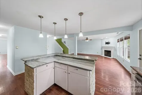 2902 Royal Fern Lane Charlotte NC 28215