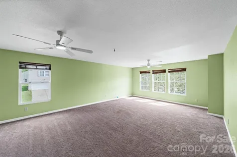 2902 Royal Fern Lane Charlotte NC 28215