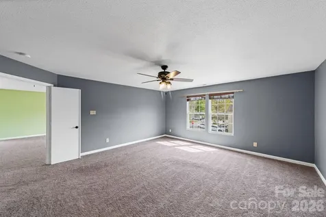 2902 Royal Fern Lane Charlotte NC 28215