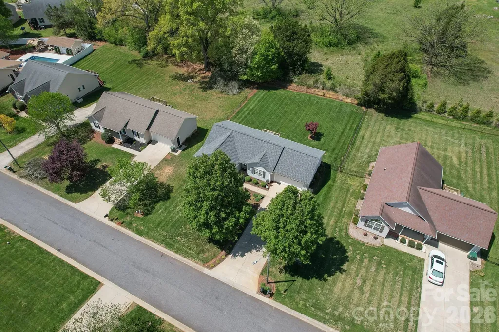 1478 Farmington Hills Drive Conover NC 28613