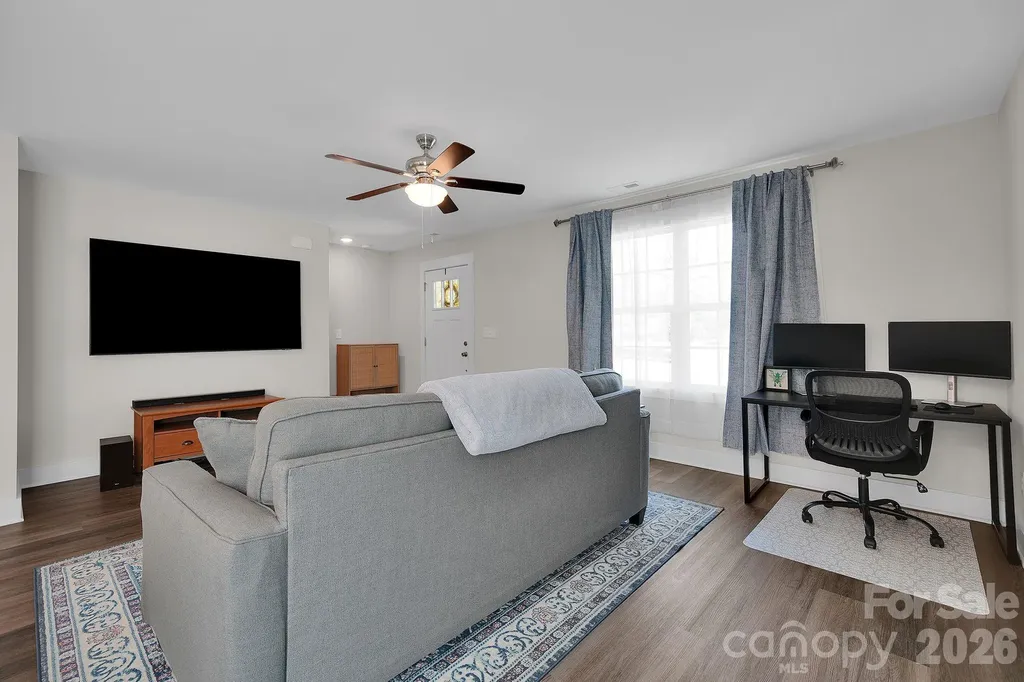 2877 Vale Avenue Kannapolis NC 28081