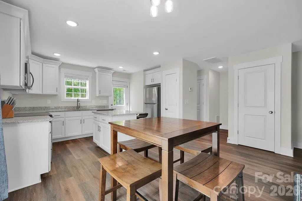 2877 Vale Avenue Kannapolis NC 28081