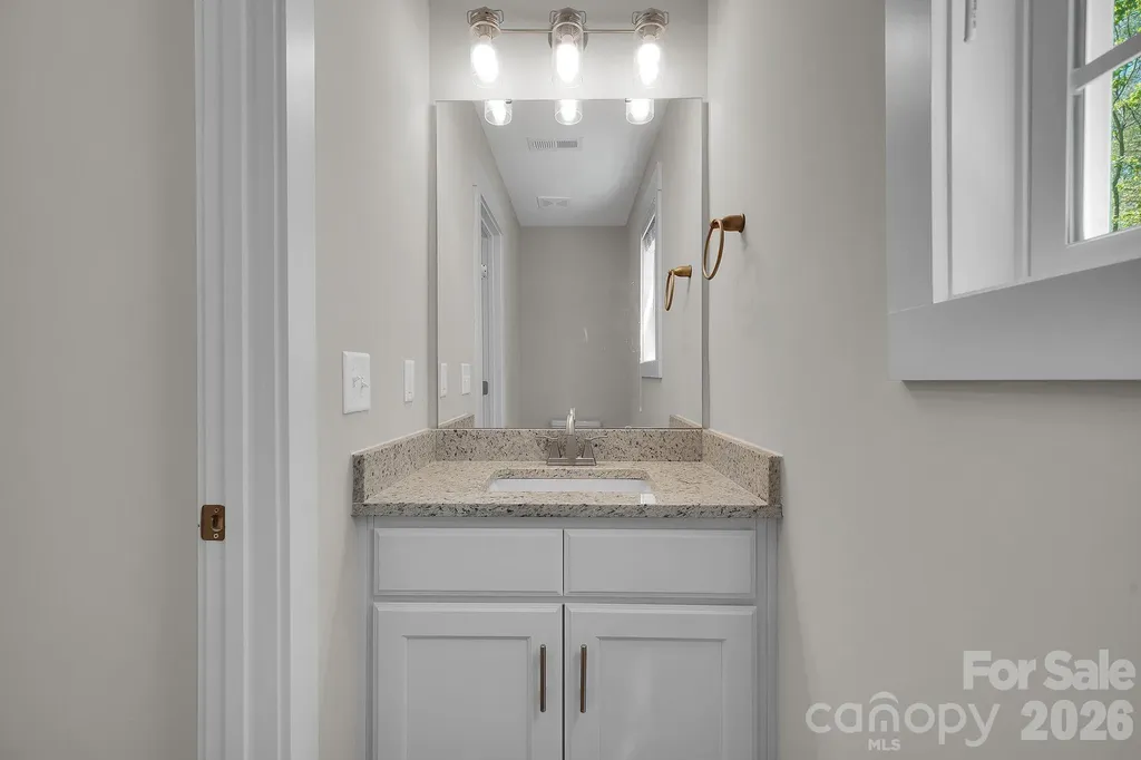2877 Vale Avenue Kannapolis NC 28081