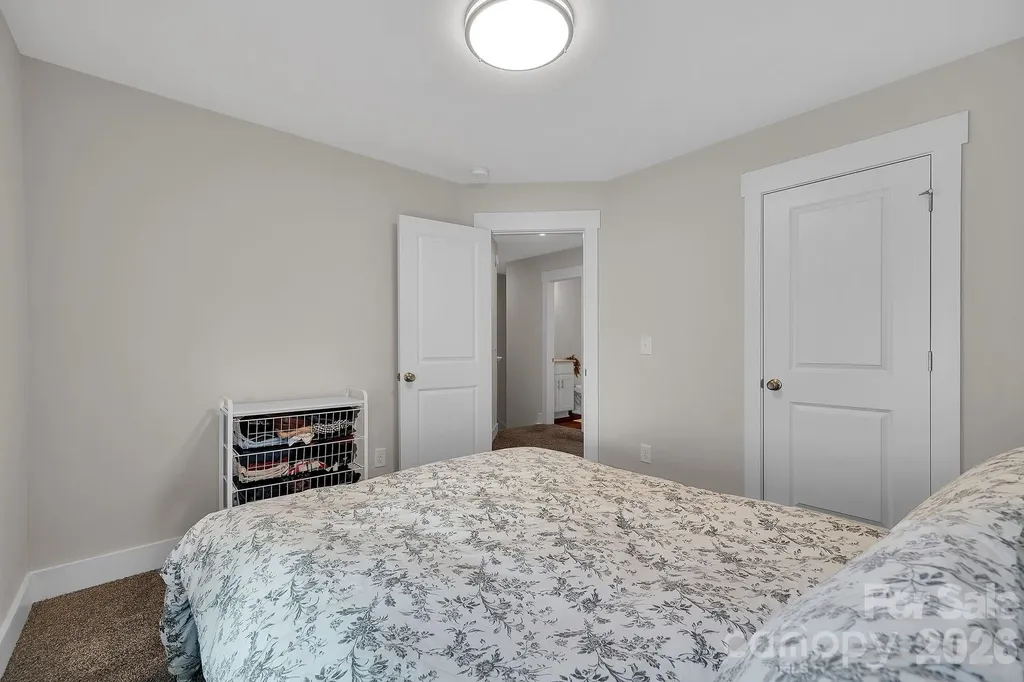 2877 Vale Avenue Kannapolis NC 28081