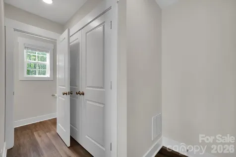 2877 Vale Avenue Kannapolis NC 28081