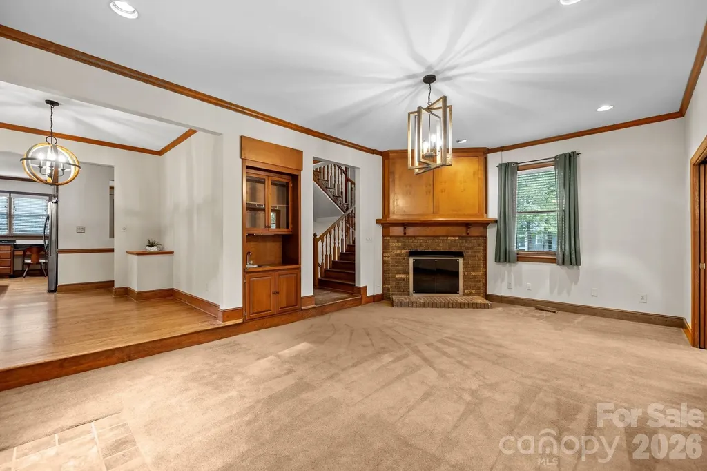 230 N Brackenbury Lane Charlotte NC 28270